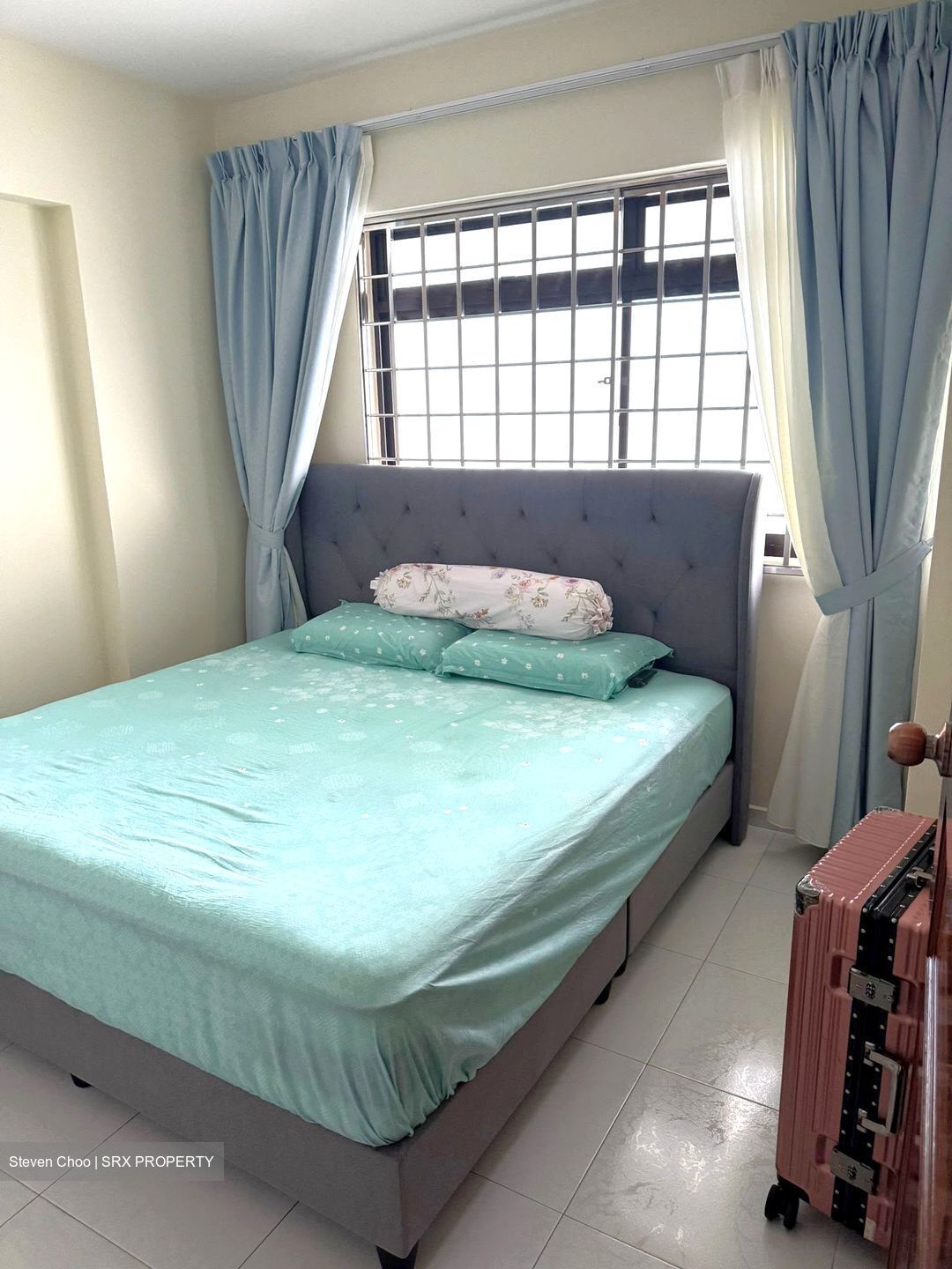 Choa Chu Kang Drive (Choa Chu Kang),  #614140611